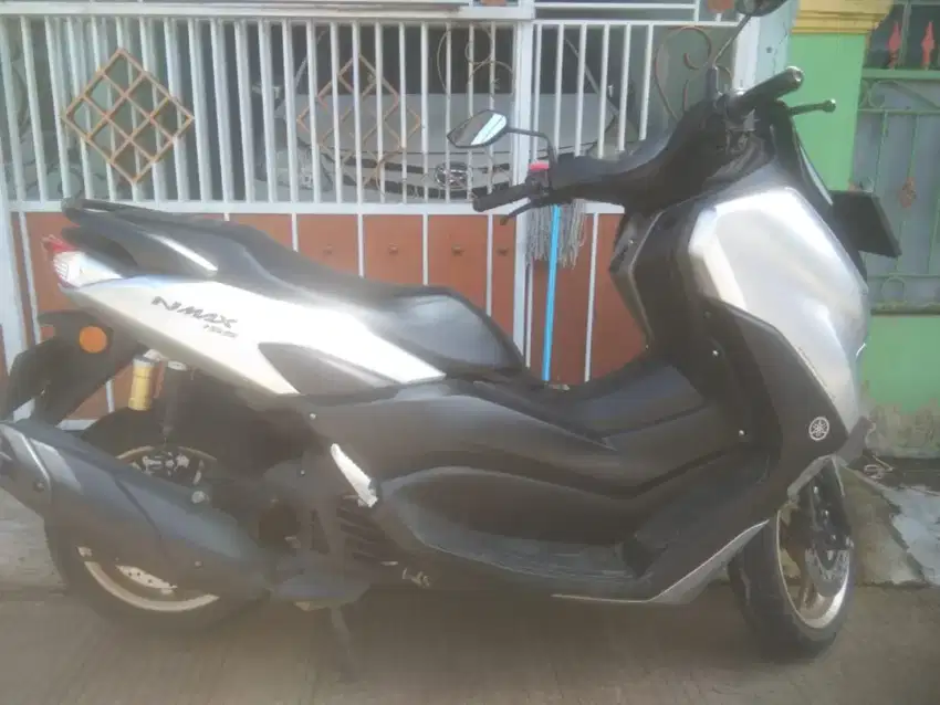 Nmax connection 2021 silver