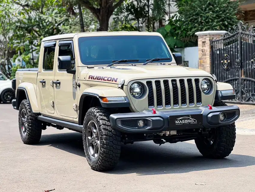 Jeep Gladiator Double Cabin 2022 1500KM Brand new with second price