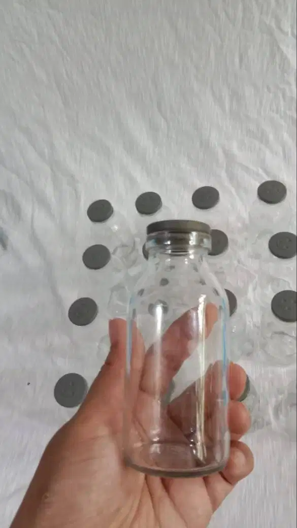 Preloved - BOTOL ASI KACA 100 ml + TUTUP KARET SILLICON (17 pcs)