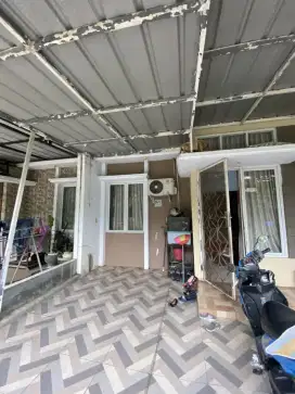 Over kredit murah rumah cluster dkt Lippo Karawaci Tangerang