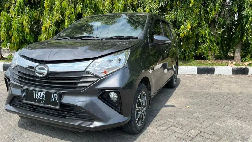 Daihatsu SIGRA X 1.2 MT