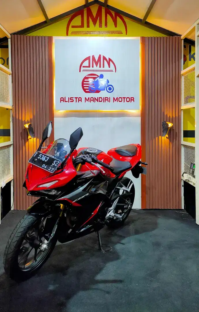 CBR 150 R. TH 2022. BS TRAD IN.