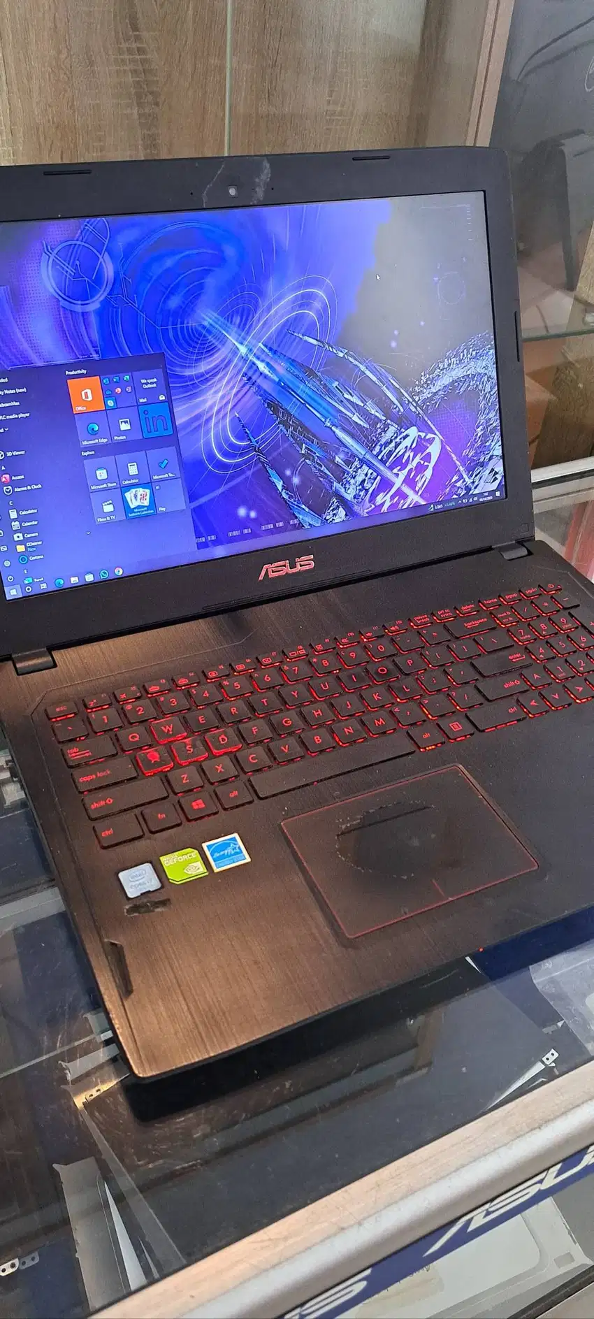 Laptop gaming ASUS ROG GL502 core i7 gen 7 VGA Nvidia GTX 1060 3gb DDR