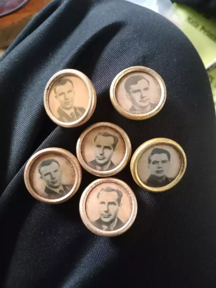 Badges dan Pin/bros antik, lawas,  lama Rusia Federation