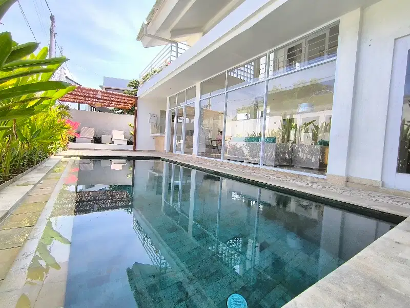 Newly Renovated Villa Yearly Rent in Benoa Balia