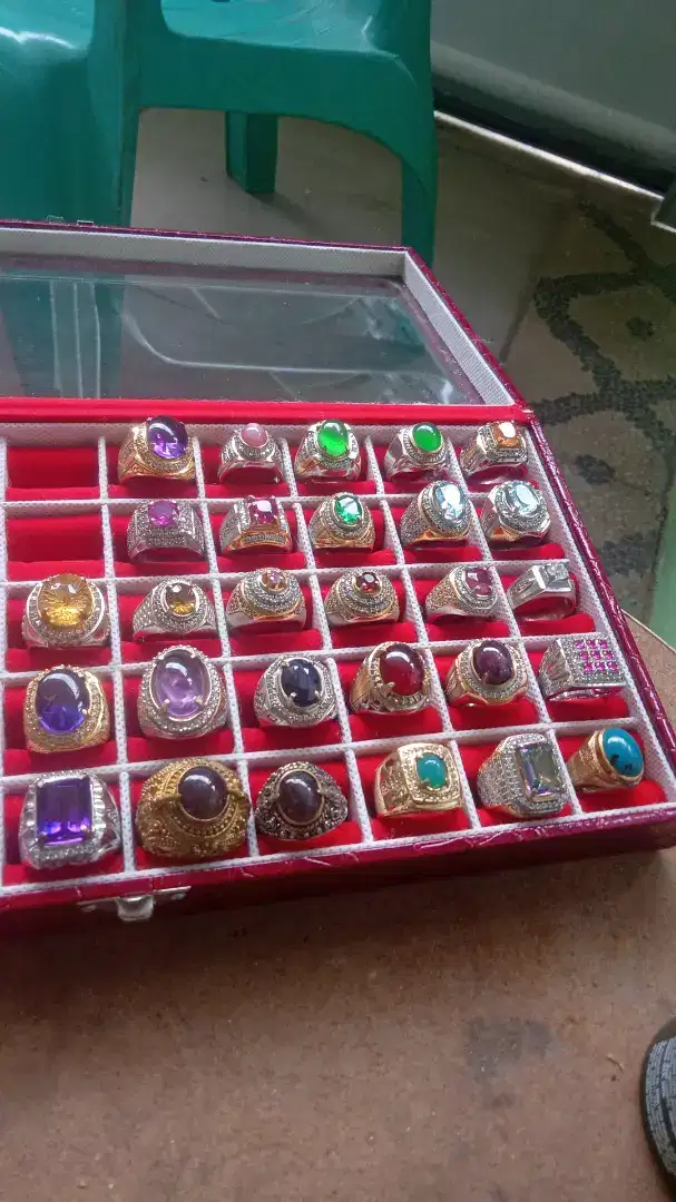 Resale Batu permata sertifikat lab natural
