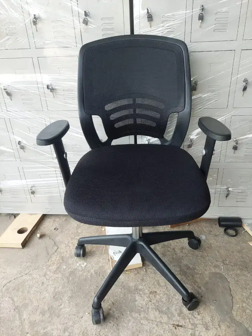 Kursi kantor jaring