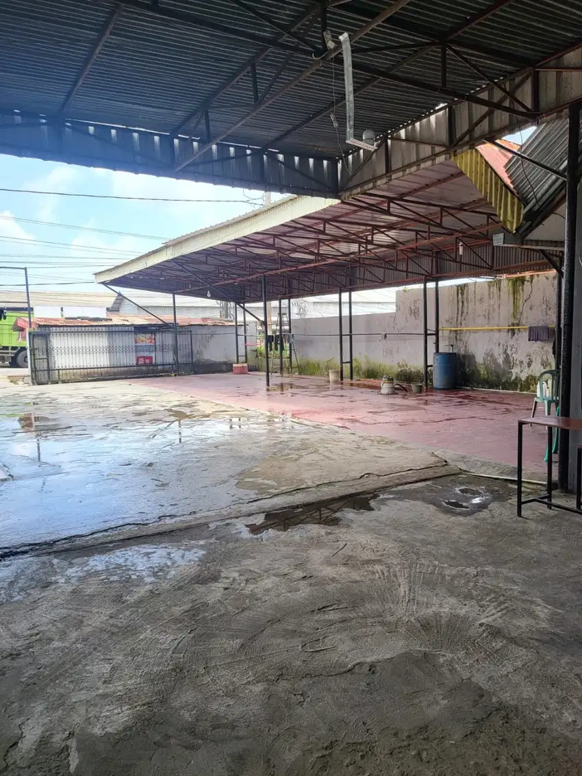 Disewakan tempat usaha cucian mobil