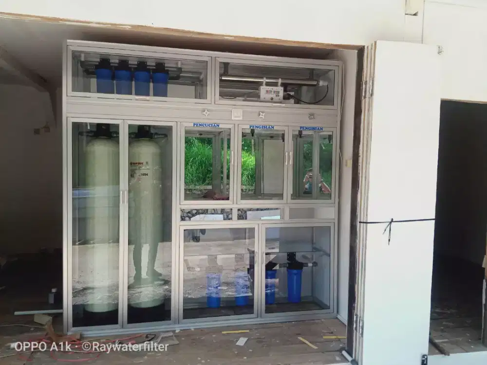 Depot air minum isi ulang