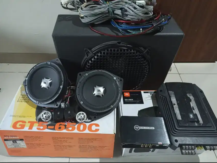 Jual 1set sound system mobil  JBL ori