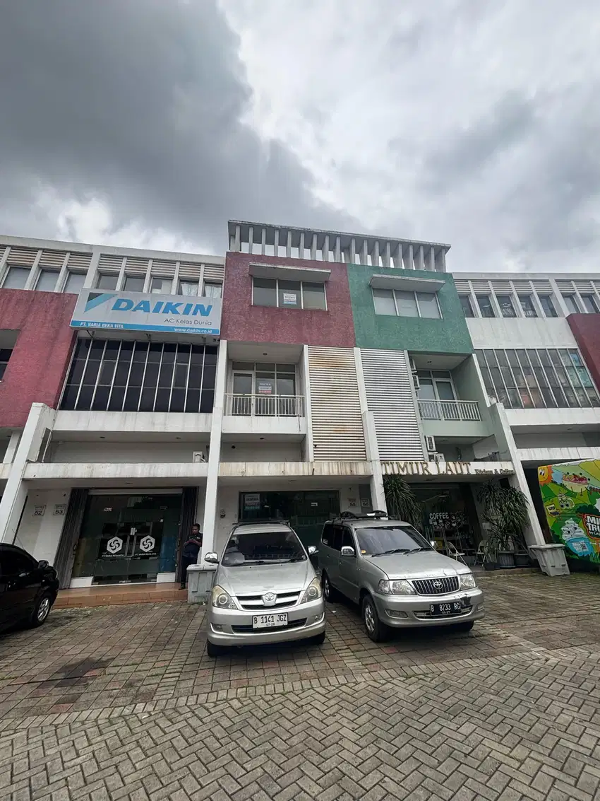 DISEWAKAN RUKO SPRING SUMMARECON 95JT/TH NEGO