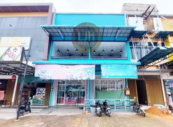 Ruko Center Point 2 unit Gandeng di Batu Aji Hadap Jalan