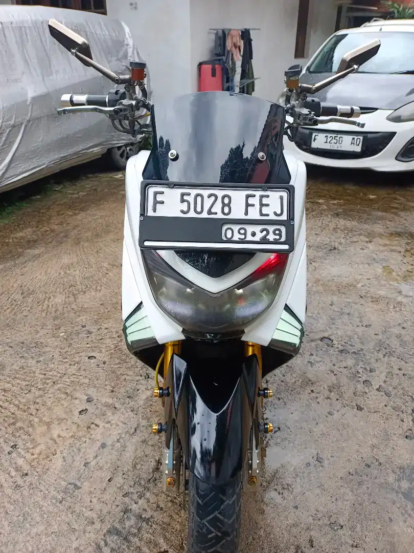Yamaha Nmax 2019 White mesin std Spek kaki pengereman sultan harga NET