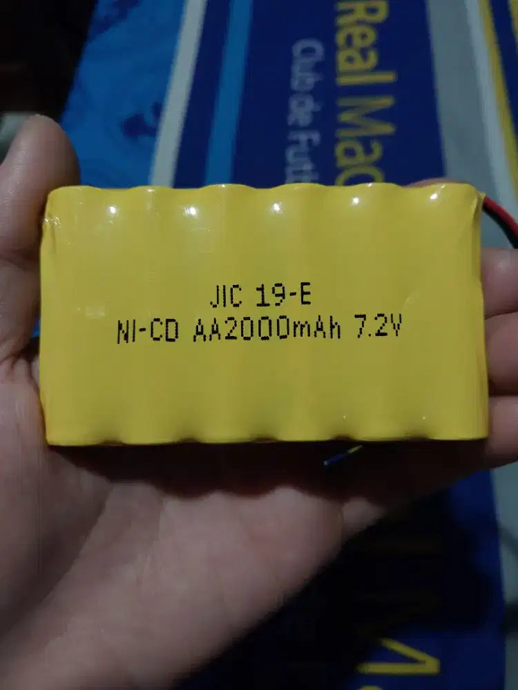 Baterai Charger Mobil Remote Control