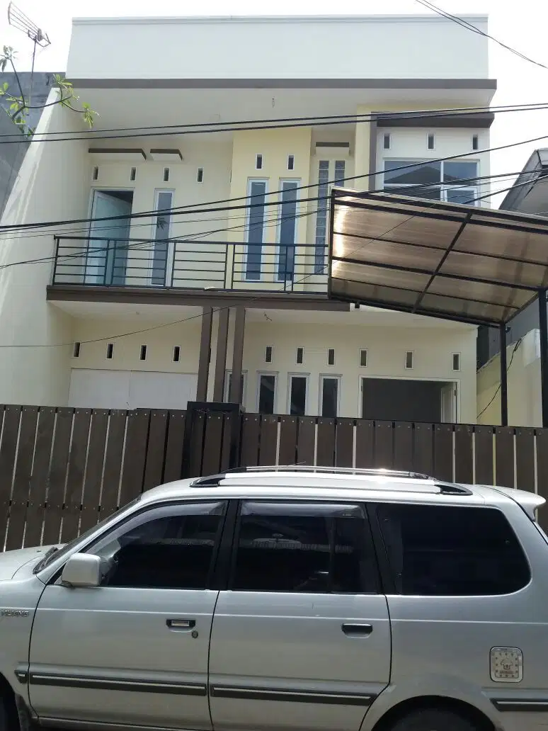 Rumah di Kebon Jahe Abdul Muis Petojo Dekat Stasiun Gambir