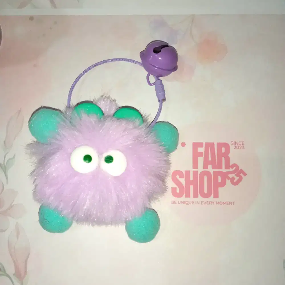 Gantungan Kunci Pompom Monster Lonceng