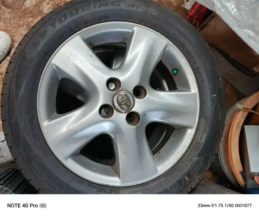 Velg R15 std Yaris