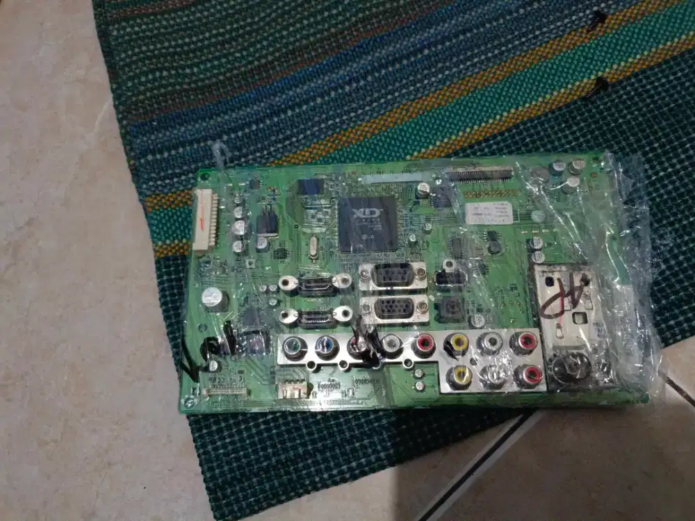 Mesin LCD TV LG32LH20R