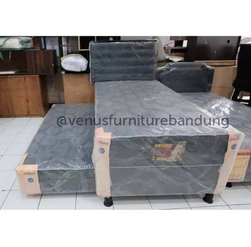 SPRINGBED CENTRAL 100X200 BERTINGKAT + DIPAN