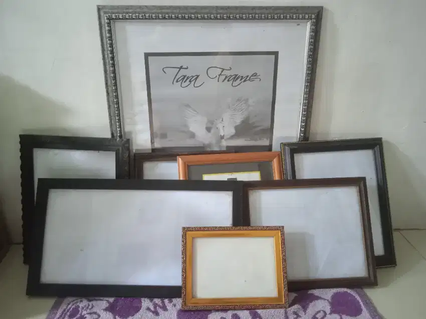 1 paket Pigura /bingkai (kacanya ada semua ya)untuk photo/gbr( 10 pcs)