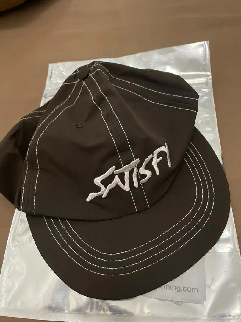 Satisfy Running Cap Topi Lari Pria