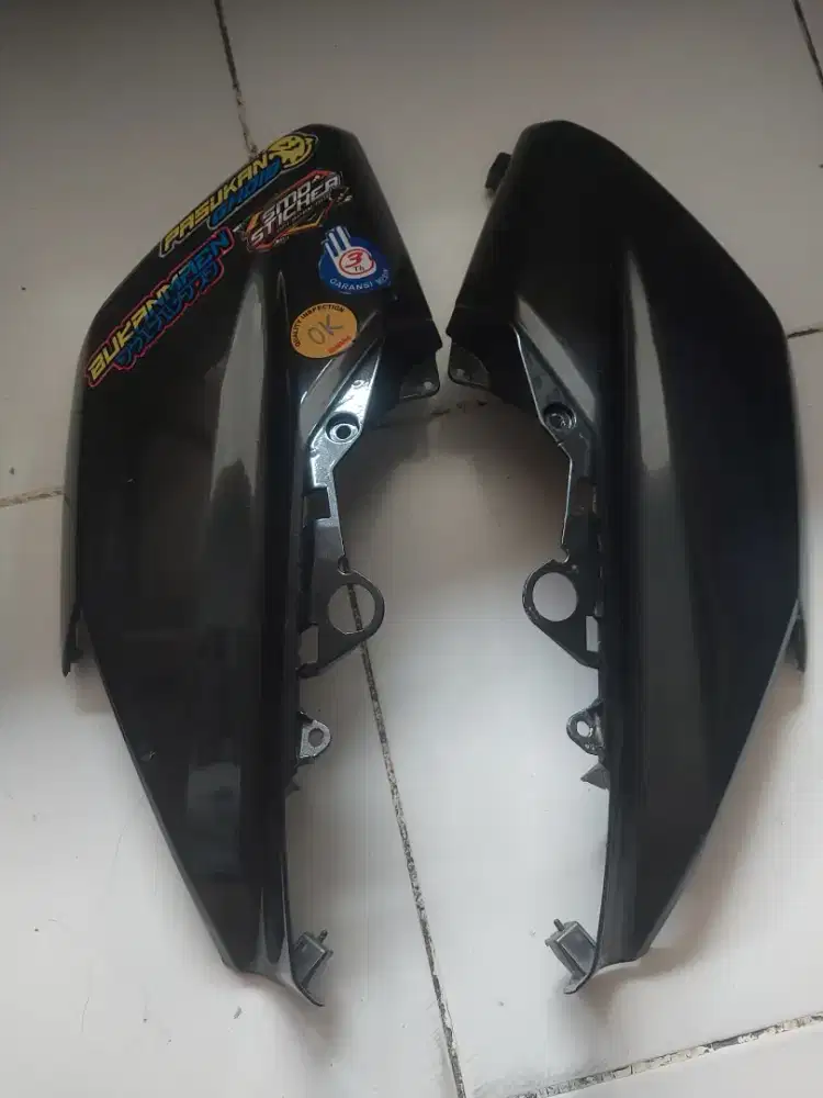 Body nmax old abu atau hitam