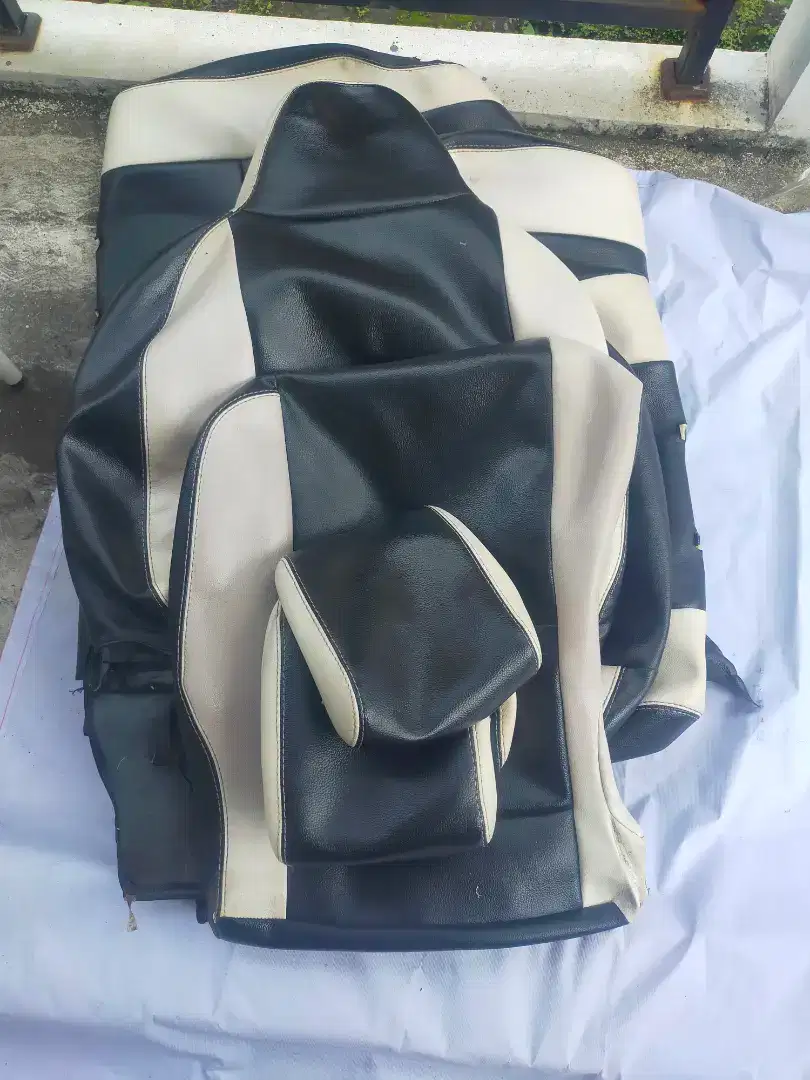 Sarung Jok Sigra / Calya masih mulus lengkap