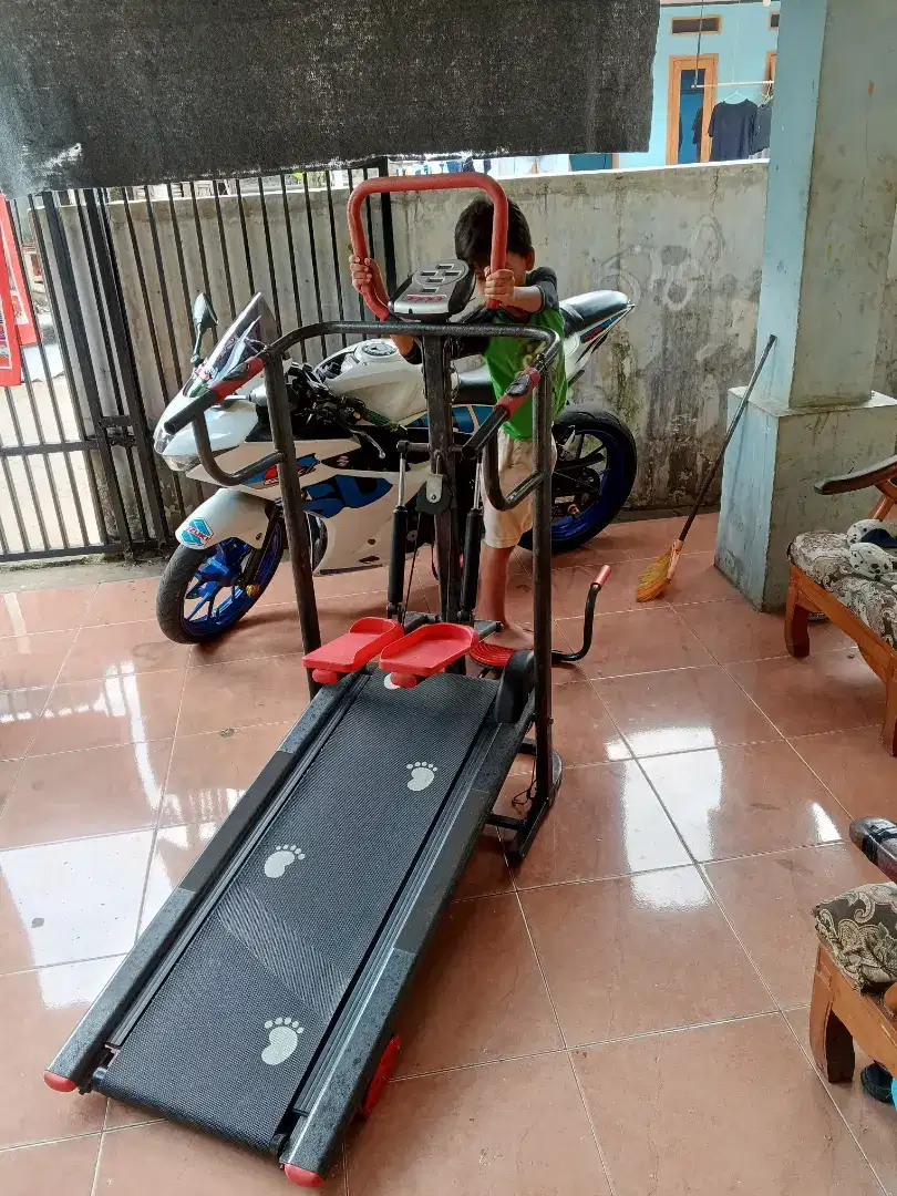 Dijual treadmill manual 4 fungsi