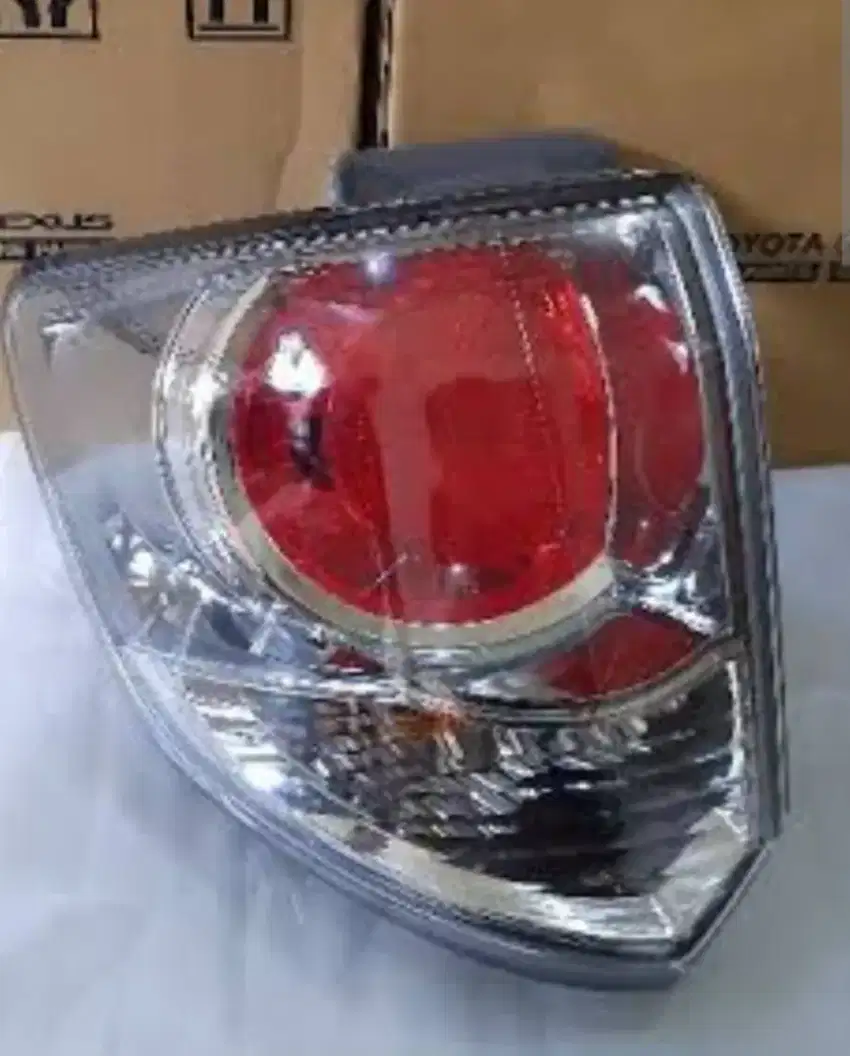 Yg butuh stoplamp fortuner kiri th 2012 monggo