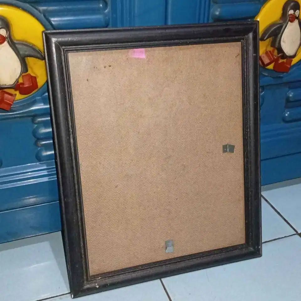 Bingkai Kayu Coklat + Kaca Ukuran 20x25 cm
