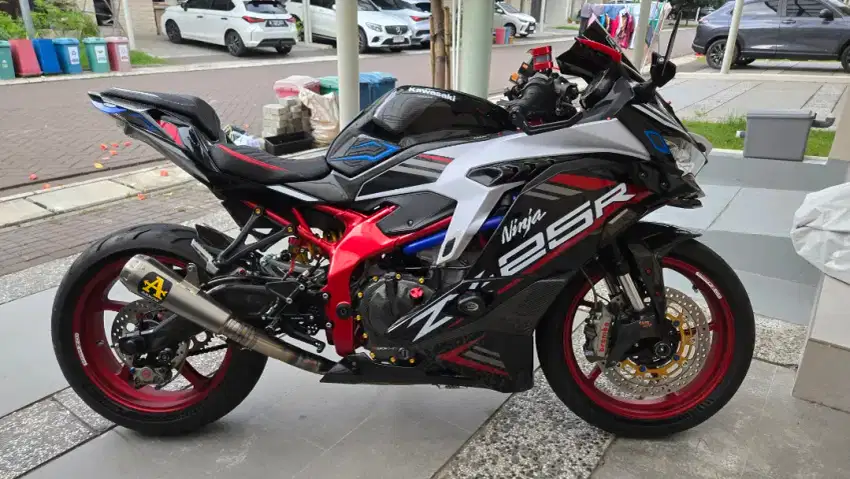 ZX25r 2021 FULL MODIF. PERFECT COND.