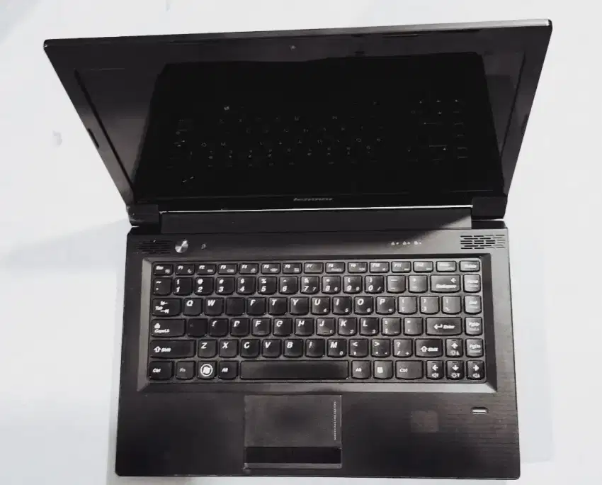 Laptop Lenovo Intel core i3 gen 2 ram 8gb HDD 320gb