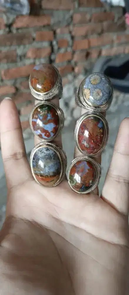 Natural pancawarna motif