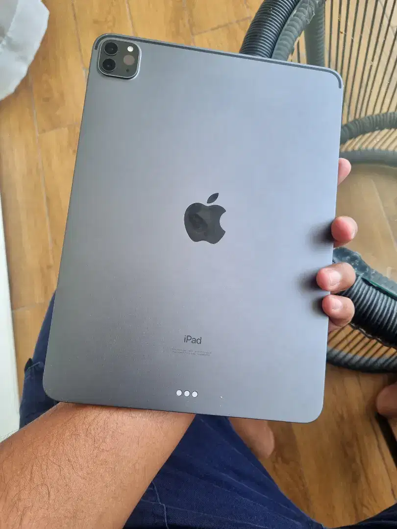 Ipad pro 11in Gen 2 like new wiffi only lngkp ori TT masuk