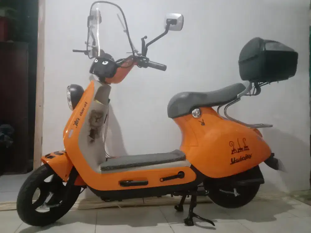 Sepeda listrik uwinfly R8S Model Terbaru