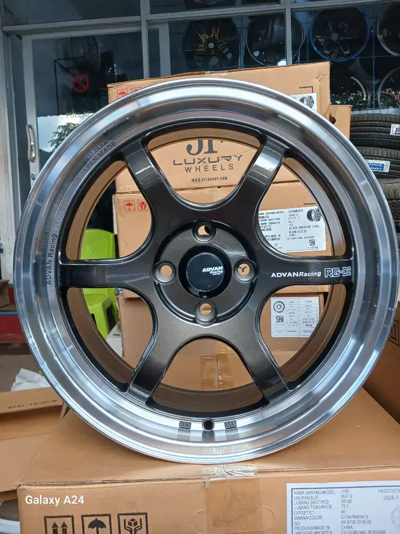 Advan rgd2 ring 16 lebar 7 pcd 4x100 ET 40 ej titan 4pcs