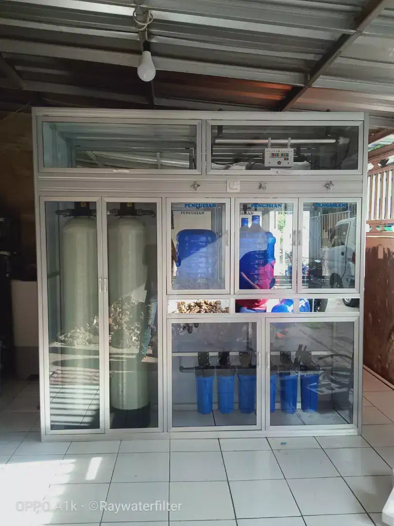 Depot air minum isi ulang komplit