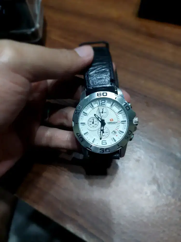 Jual Cepat Murah: Jam Tangan Swiss Army ORI