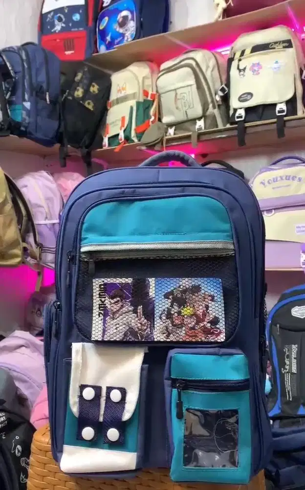 DICARI HOST LIVE BUAT RANSEL SEKOLAH