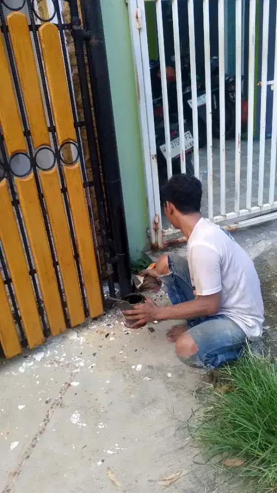 Jasa tukang bangunan,renovasi,cat dinding,plavon, kebocoran, listrik