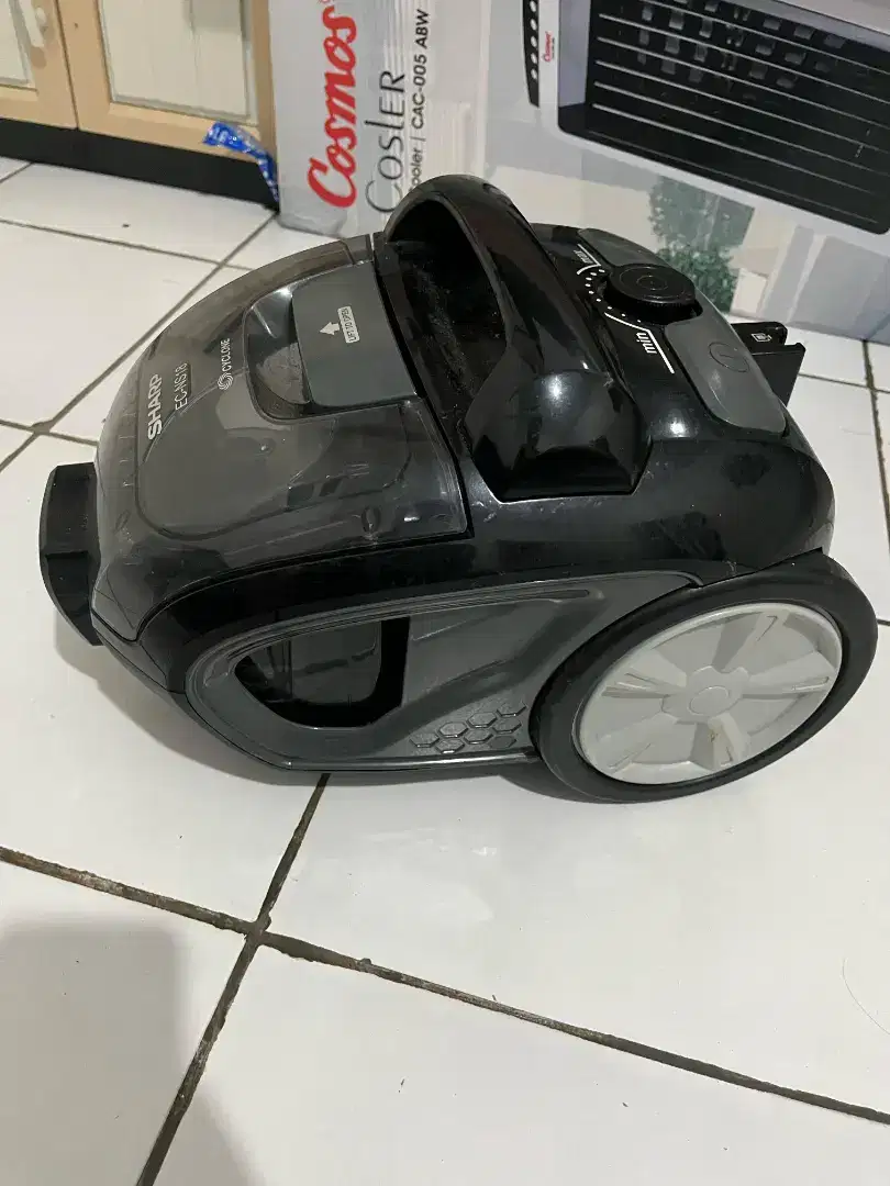 Vacum Cleaner Sharp EC-NS18