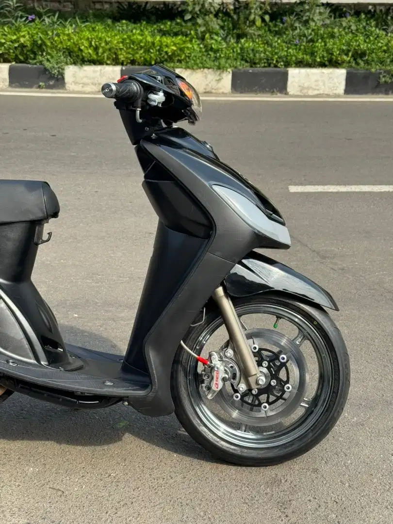 TOP CONDITION ! Yamaha MIO smile 110cc Th 2011 2012 FULL RESTORASI