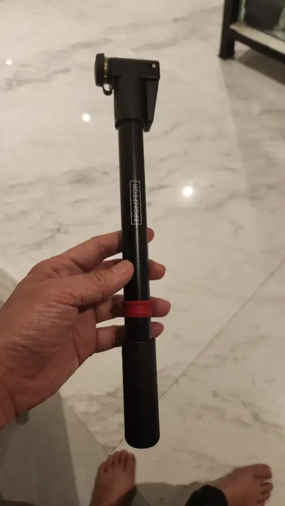 Pompa sepeda brompton