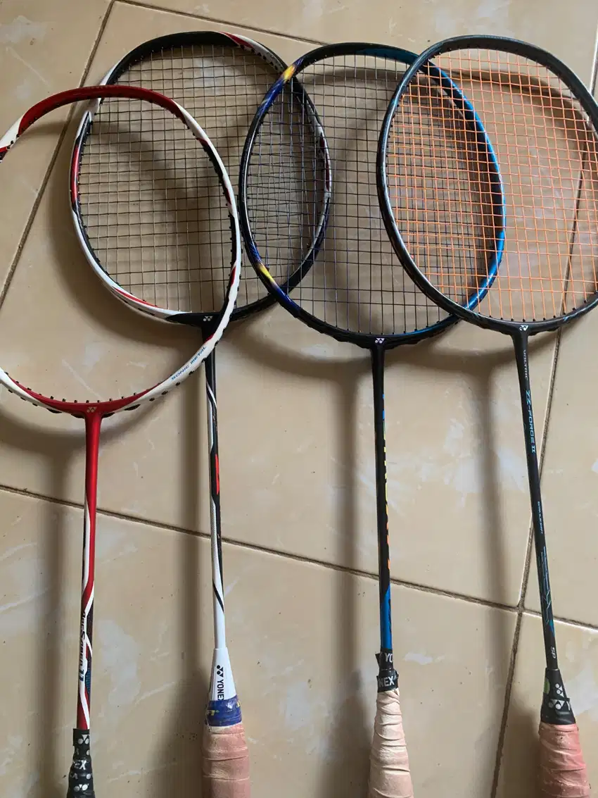 Dijual Satu Set Raket Original Yonex Arcsaber, Voltric, Astrox , Duora