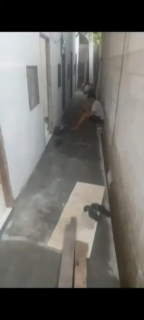 KONTRAKAN DIDAERAH MEGA KUNINGAN KAMAR MANDI DALAM
