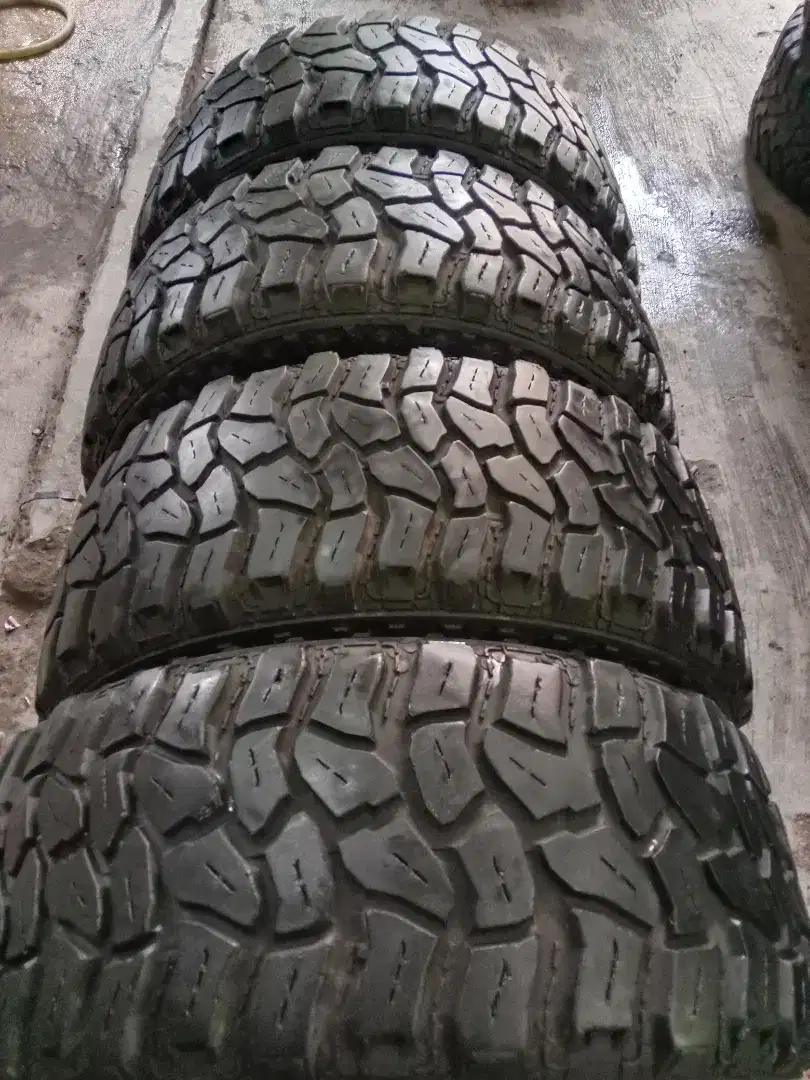 Komodo MT 33x12.50 R20