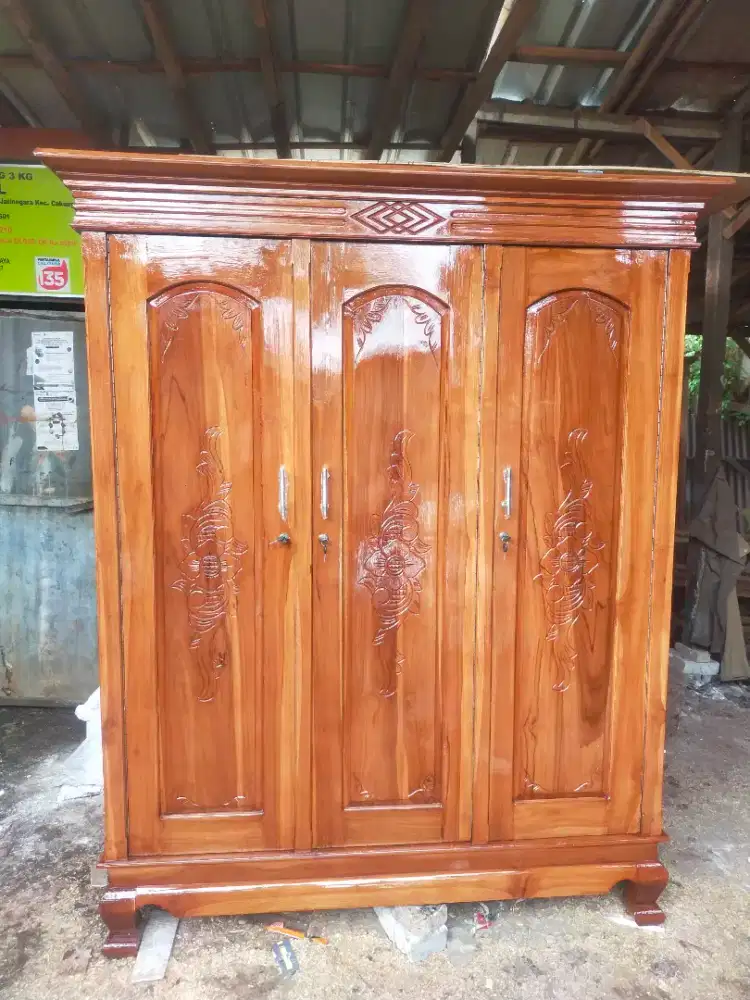 Lemari pintu3 kayu jati