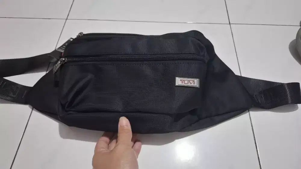 TAS WAISTBAG BUMBAG PRIA TUMI BLACK ALPHA BLACK