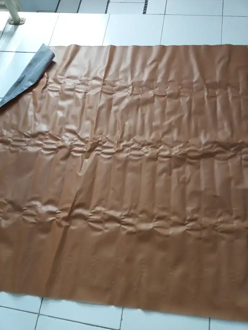Kulit jok untuk sofa dan lain lain masih baru seperti digambar