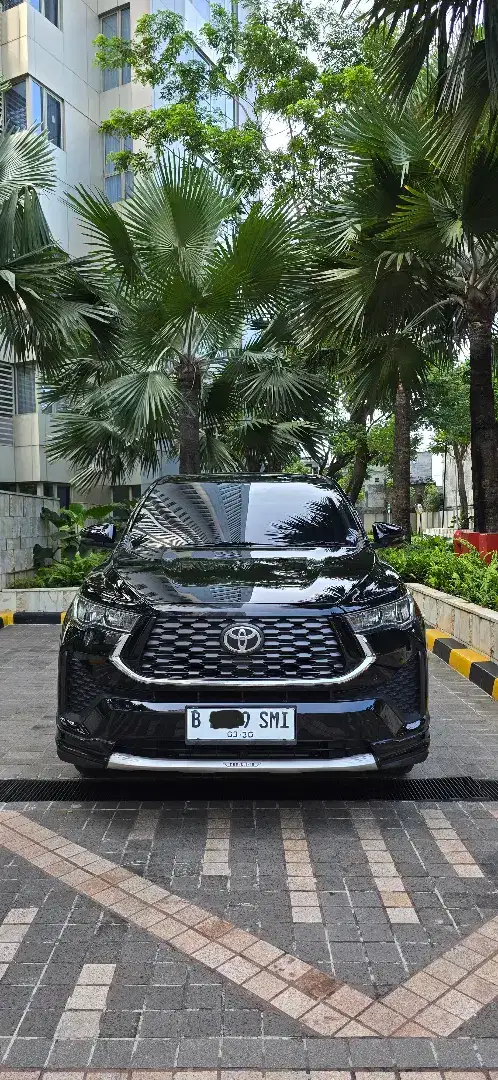 Kijang inova Zenix V Hybrid matic modelista 2023